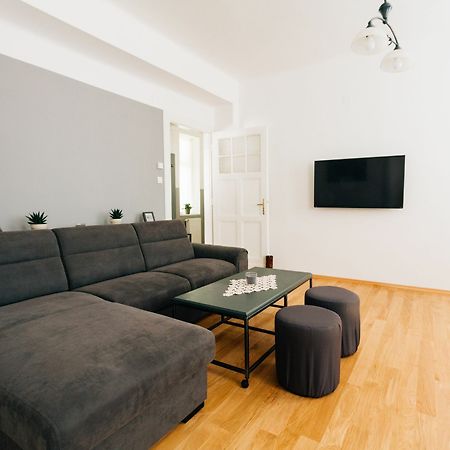 Mazuranic Square Apartment Zagreb Exterior foto